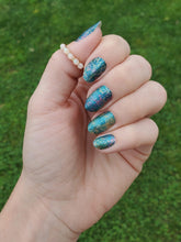 Load image into Gallery viewer, Elusive