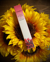 Load image into Gallery viewer, Cuticle Revitalizing Oil - Rose
